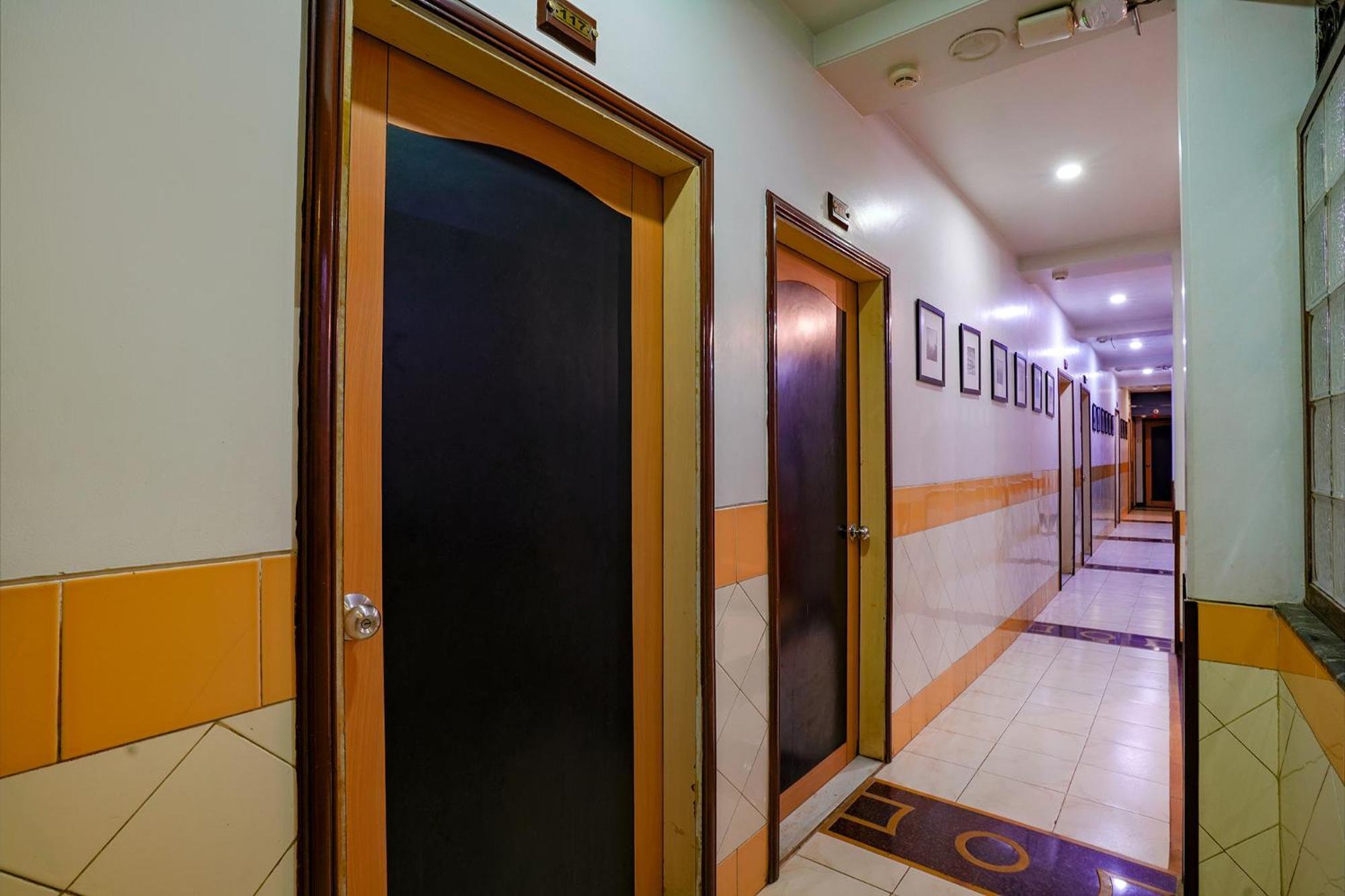 孟买 Fabexpress Manas Residency酒店 外观 照片